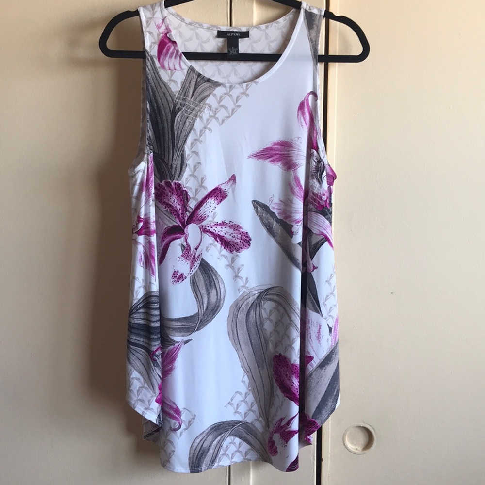 A really pretty blouse